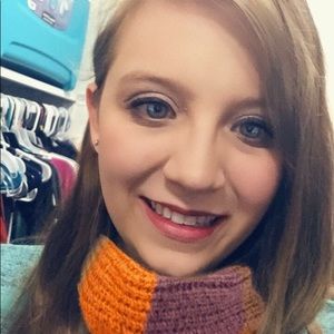 Meet your Posher, Danielle